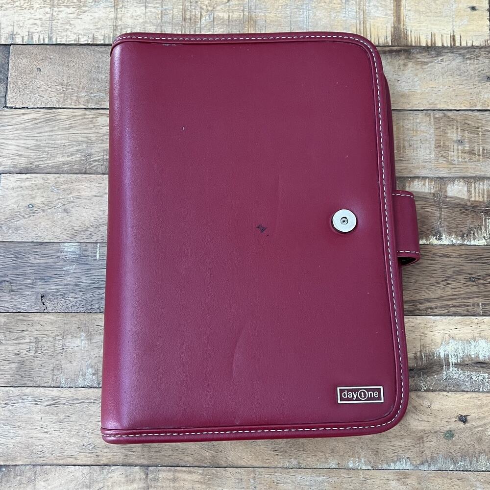 Franklin Covey Day One Compact Red Planner Binder 7 Rings